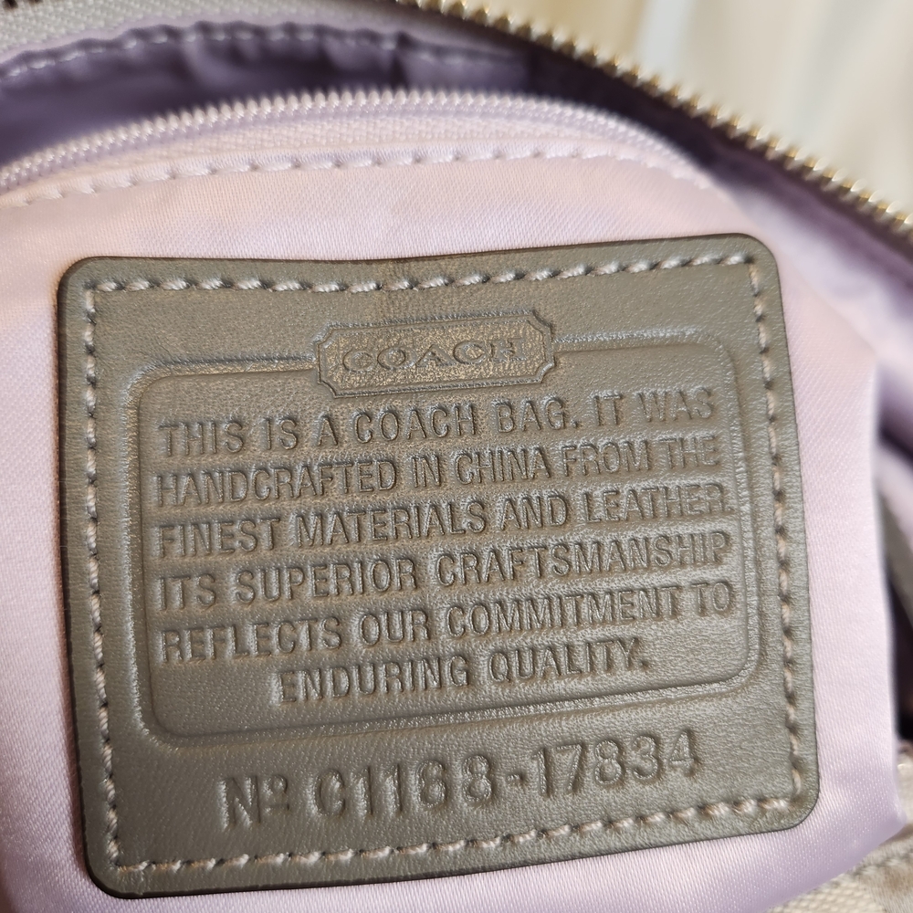 Coach Chelsea Ashlyn Hobo in Gray Signature Jacquard Canvas And Leather Trim - Picture 16 of 16